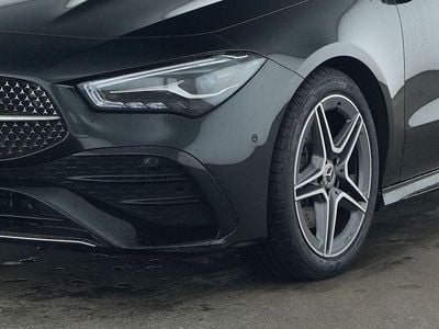 Gebraucht Mercedes CLA200 Shooting Brake Advanced Plus 163 PS (119 kW) 2025 Metalliclack kosmosschwarz Kombi