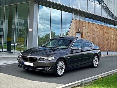 gebraucht BMW 523 5er F10 i Scheckheft nur bei * TÜV Neu * luxuriös