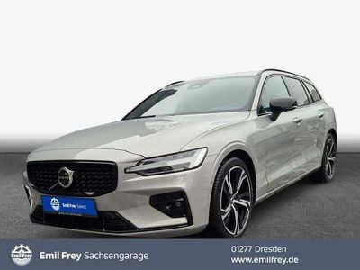 Gebraucht Volvo V60 145 PS (106 kW) 2025 Kombi