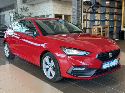 Gebraucht Seat Leon FR 150 PS (110 kW) 2022 Rot Limousine