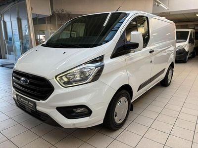 Weiß Gebraucht 2019 Ford Transit Custom Van / Kleinbus | 13.900 € (Fairer Preis)