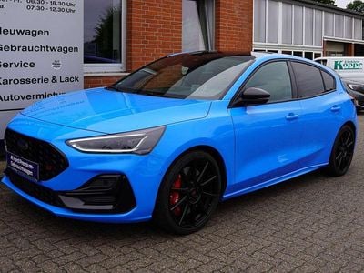 Usata Ford Focus ST 280 CV (205 kW) 2024 Blu Utilitaria