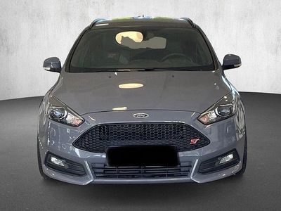 Usata Ford Focus Sport 250 CV (183 kW) 2018 Grigio Station wagon