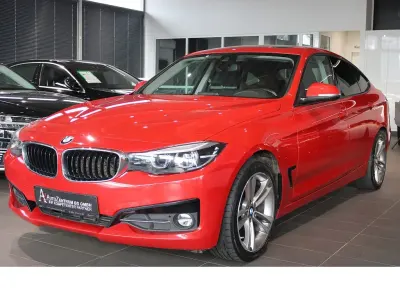 Gebraucht BMW 320 Gran Turismo Sport Line 190 PS (139 kW) 2020 Rot Limousine