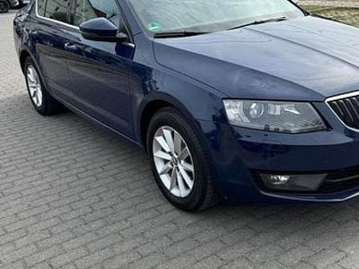 Gebraucht Skoda Octavia 150 PS (110 kW) 2015 Blau Kleinwagen