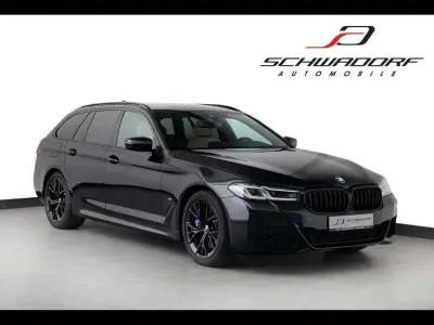 Gebraucht BMW 530 M Sport 286 PS (210 kW) 2023 Schwarz Kombi