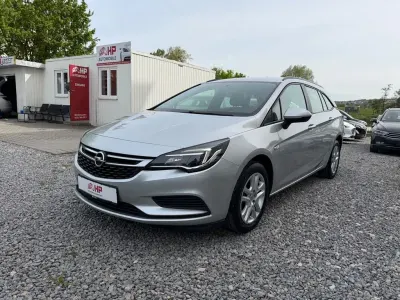 Gebraucht Opel Astra Edition 110 PS (80 kW) 2018 Silber Kombi