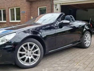 Gebraucht Mercedes SLK200 163 PS (119 kW) 2007 Schwarz Cabrio