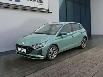 Neu Hyundai i20 Trend 90 PS (66 kW) 2026 Mangrove green Kleinwagen