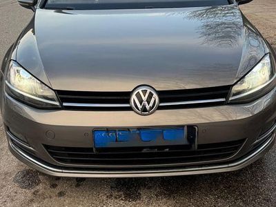 Gebraucht VW Golf VII LOUNGE 150 PS (110 kW) 2015 Grau Limousine