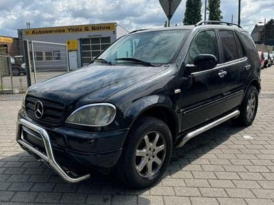Mercedes ML320