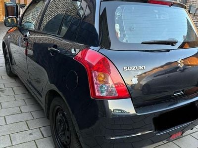 Schwarz Gebraucht 2007 Suzuki Swift Kleinwagen | 2.300 € (Teuer)