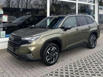 Neu Subaru Forester Active 136 PS (100 kW) 2026 Autumn green SUV