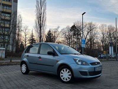 Usata Ford Fiesta 68 CV (50 kW) 2007 Blu Utilitaria