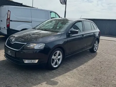 Gebraucht Skoda Rapid Drive 86 PS (63 kW) 2014 Schwarz Kleinwagen