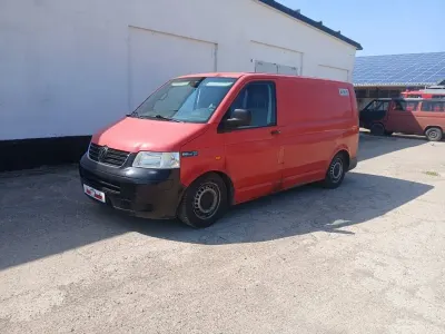 Gebraucht VW Transporter 105 PS (77 kW) 2004 Rot Van
