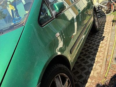 Gebraucht VW Sharan 200 PS (147 kW) 2000 Grün Van / Kleinbus