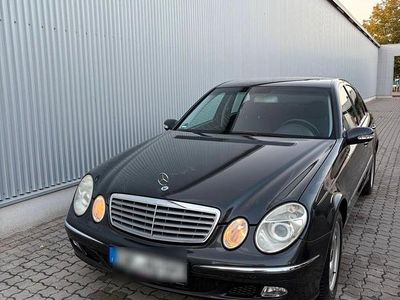 Mercedes E320