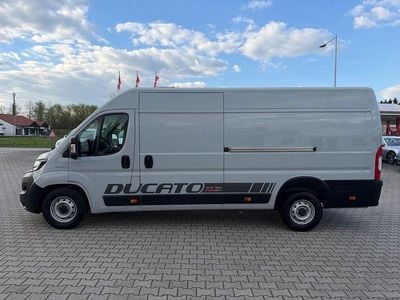Usado Fiat Ducato 160 HP (117 kW) 2021 Cinzento Van