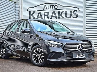 Usata Mercedes B200 150 CV (110 kW) 2022 Nero Monovolume