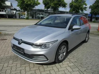 Gebraucht VW Golf VIII 116 PS (85 kW) 2021 Reflexsilber metallic Kombi