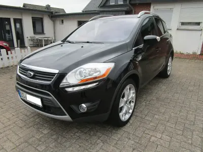 Gebraucht Ford Kuga Titanium 163 PS (119 kW) 2012 Schwarz SUV
