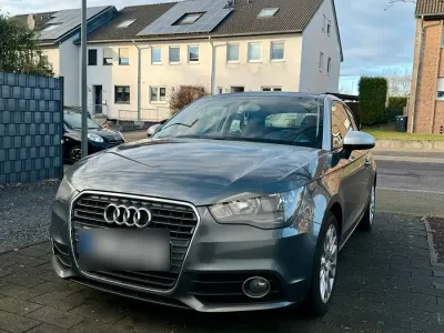Gebraucht Audi A1 Ambition 122 PS (89 kW) 2011 Grau Kleinwagen