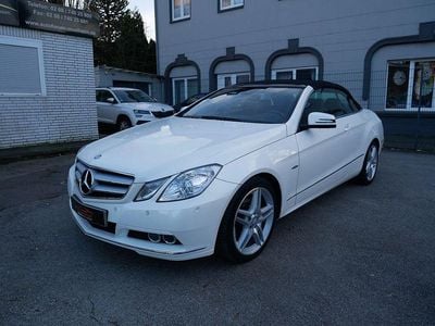 Gebraucht Mercedes E200 210 PS (154 kW) 2011 Weiß Cabrio