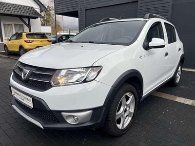 Usata Dacia Sandero Prestige 90 CV (66 kW) 2016 Bianco Utilitaria
