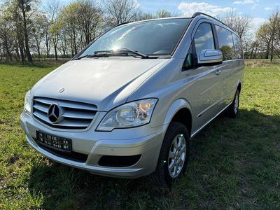 Gebraucht Mercedes Viano 163 PS (119 kW) 2012 Silber Van / Kleinbus