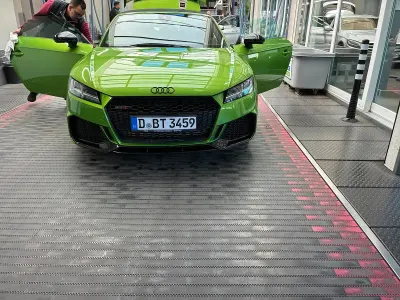 Gebraucht Audi TT RS 400 PS (294 kW) 2022 Grün Cabrio