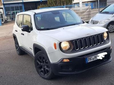 Alpine white (vr296) Gebraucht 2016 Jeep Renegade Sport SUV | 7.900 € (Fairer Preis)