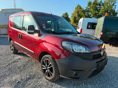 Gebraucht Fiat Doblò 120 PS (88 kW) 2020 Rot Van / Kleinbus