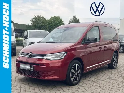 Gebraucht VW Caddy Style 122 PS (89 kW) 2025 Fortanarot (rot) Van / Kleinbus