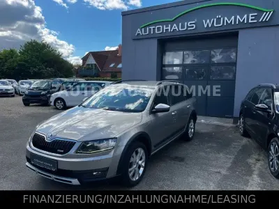 Używany Skoda Octavia Scout 184 KM (135 kW) 2014 Beżowy Kombi