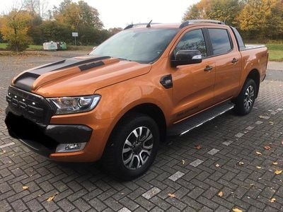 Second-hand Ford Ranger Wildtrack 200 CP (147 kW) 2016 Portocaliu Pickup