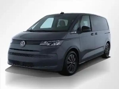 Usata VW Multivan Basis 150 CV (110 kW) 2024 Grigio Monovolume