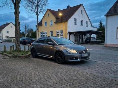 Gebraucht Suzuki Kizashi 178 PS (130 kW) 2011 Grau Limousine