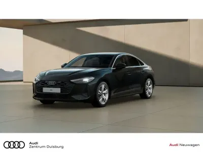Gebraucht Audi A5 Sport 204 PS (150 kW) 2025 Mythosschwarz metallic Limousine