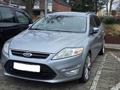 Gebraucht Ford Mondeo Champions Edition 140 PS (102 kW) 2013 Silber Kombi