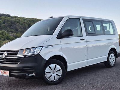 Usata VW Caravelle Trendline 150 CV (110 kW) 2022 Bianco Furgone