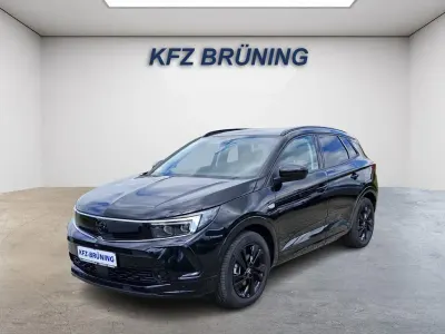 Gebraucht Opel Grandland X 224 PS (164 kW) 2024 Diamant schwarz metallic (metallic) SUV