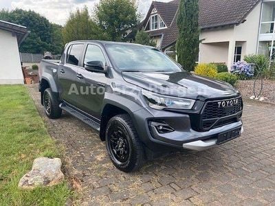 Grau Neu 2025 Toyota HiLux Sport Abholung | 70.805 € (Superpreis)