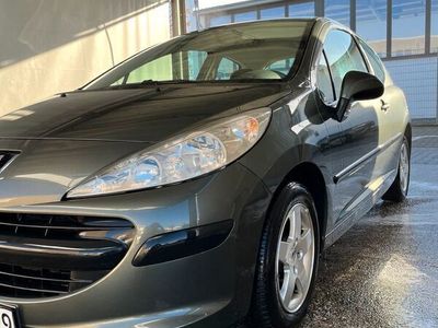 gebraucht Peugeot 207 / Zahnriemen + Wasserpumpe NEU