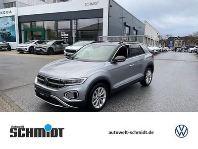 Gebraucht VW T-Roc Style 150 PS (110 kW) 2023 Pyrit silber metallic SUV