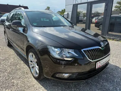 Gebraucht Skoda Superb Active 140 PS (102 kW) 2014 Braun Kombi