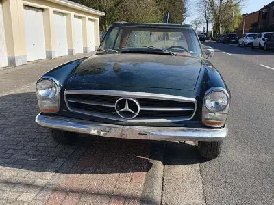 Gebraucht Mercedes W113 150 PS (110 kW) 1966 Grün Cabrio