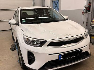 Usata Kia Stonic Vision 101 CV (74 kW) 2022 Bianco SUV