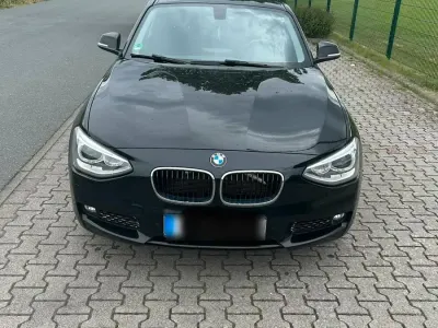 Gebraucht BMW 118 143 PS (105 kW) 2014 Schwarz Kleinwagen
