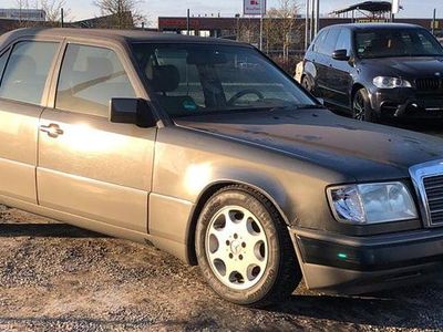 Gebraucht Mercedes 230 132 PS (97 kW) 1990 Grau Limousine